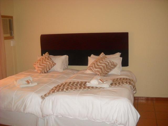 The Beverly Hills Guest Lodge Phalaborwa Chambre photo